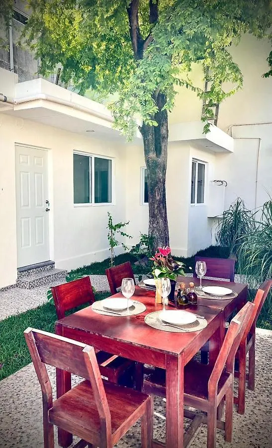 Casa Creunza De Mar Aparthotel Playa del Carmen
